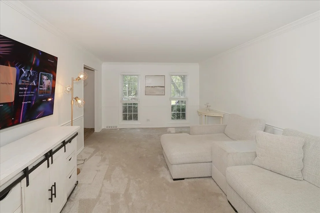 Photo of 316 Ambleside Drive