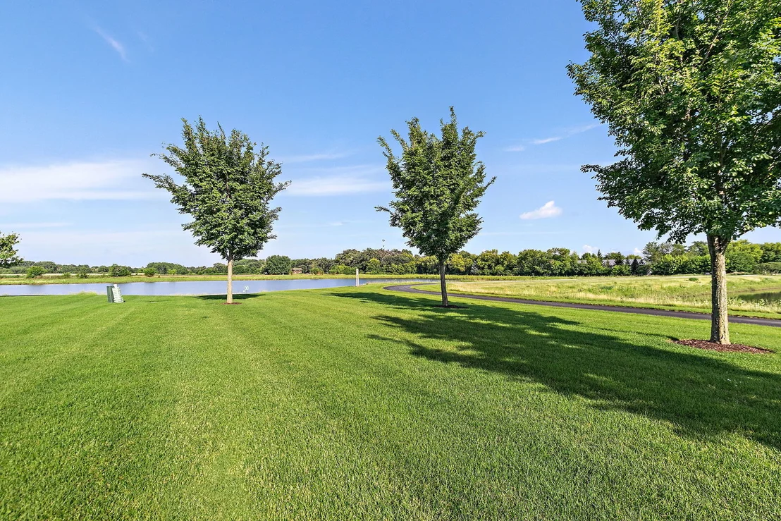 Photo of 545 Autumn Circle
