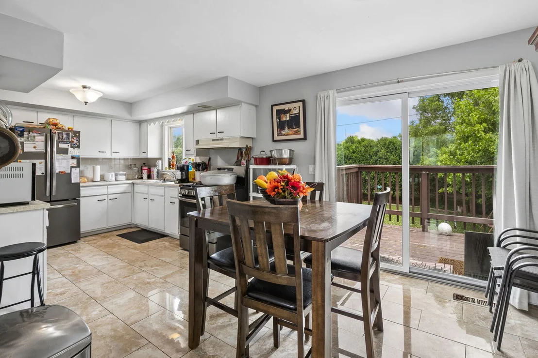 Photo of 356 W Park Avenue