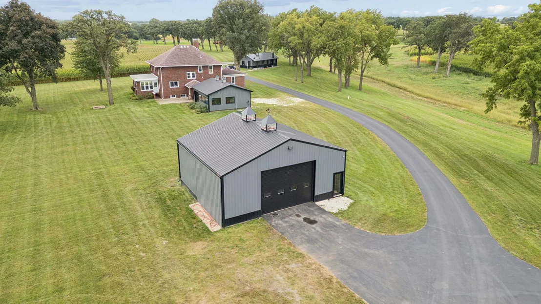 Photo of 751 N 3150 Road