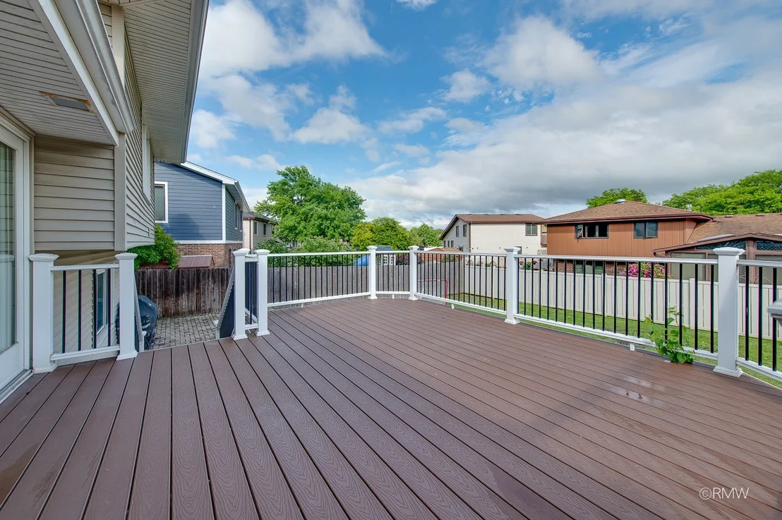 Photo of 1233 N Hickory Trail