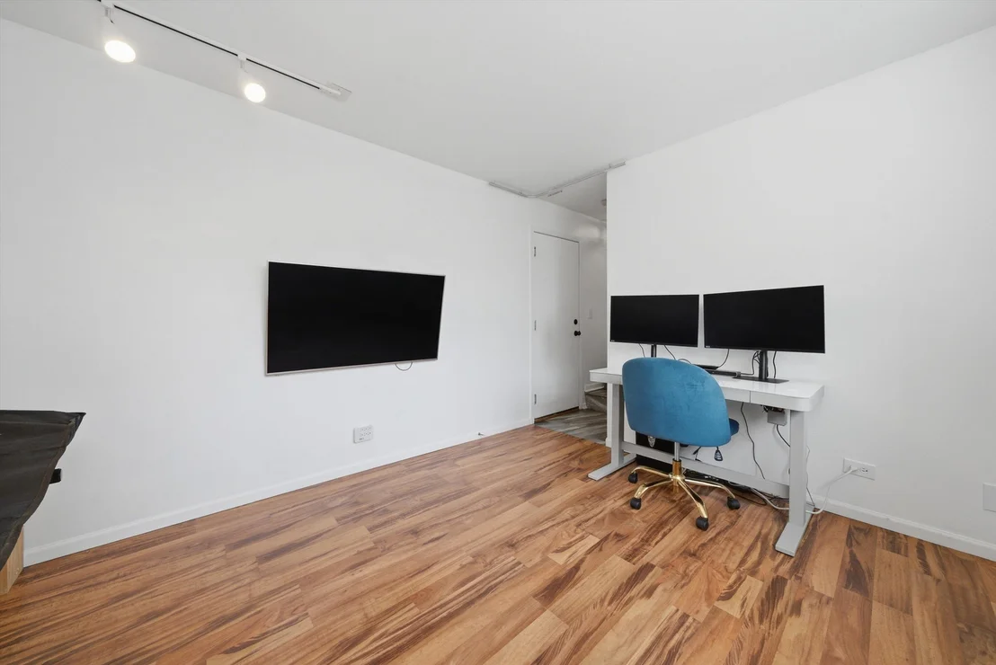 Photo of 2905 Shelly Lane