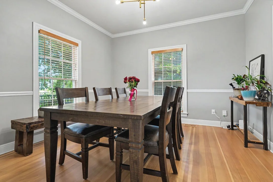 Photo of 2801 Valley Brook Drive