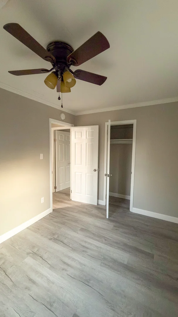 Photo of 1037 Eastview Drive
