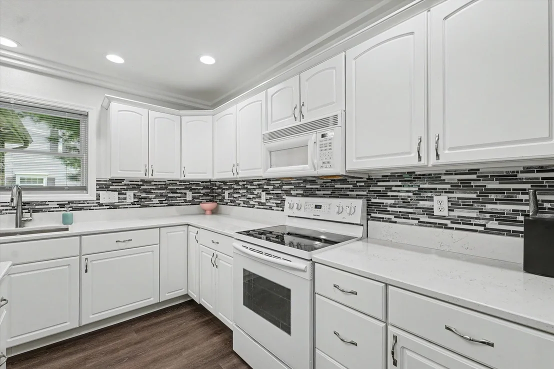 Photo of 1206 Cobblefield Road