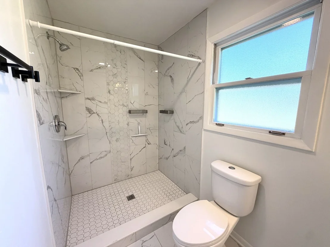 Photo of 2337 Golfview Drive