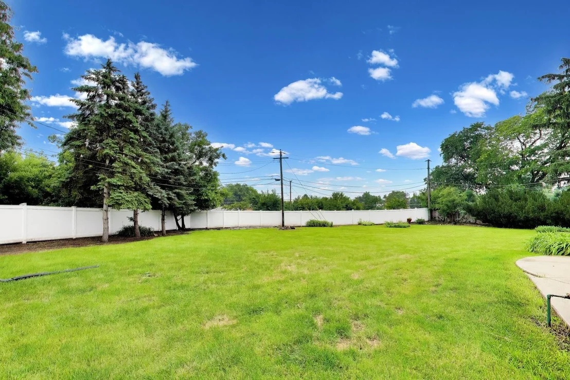 Photo of 801 E Golfview Drive