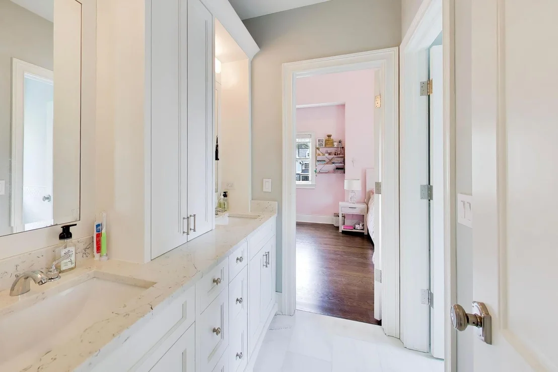 Photo of 440 Sunset Drive