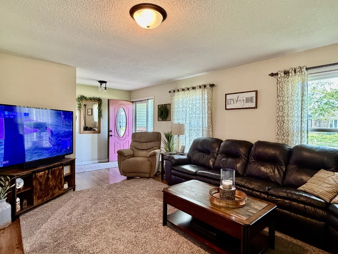 Photo of 608 Greenridge Drive