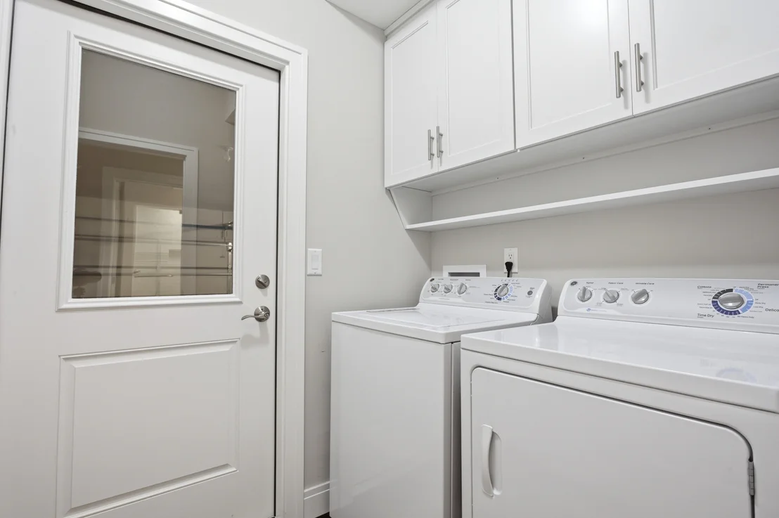 Photo of Unit 2526 at 2526 Windward Boulevard