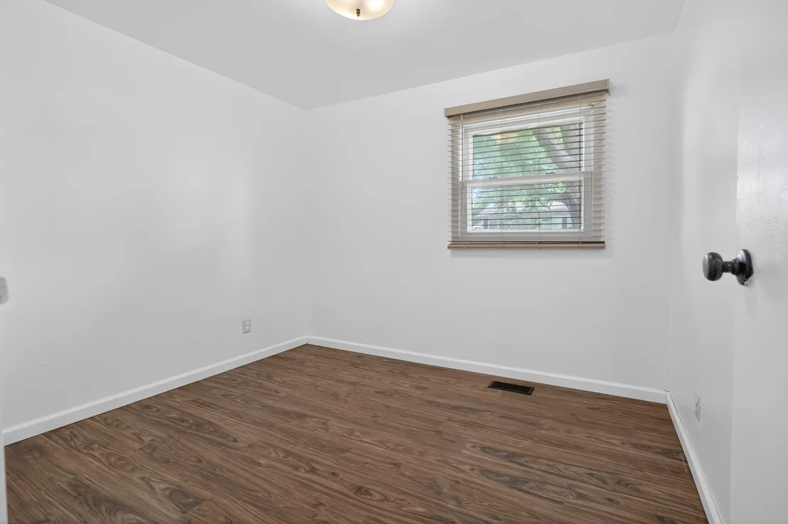 Photo of 1411 Dillon Drive