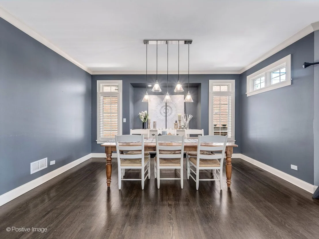 Photo of 549 W 3rd Street