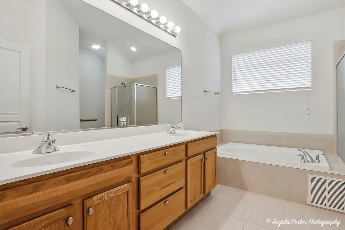 Photo of 2605 PARKER Lane