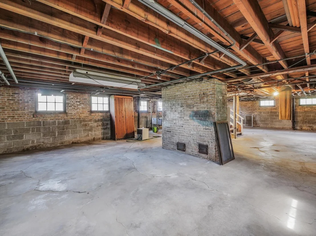 Photo of 2610 Park Lane