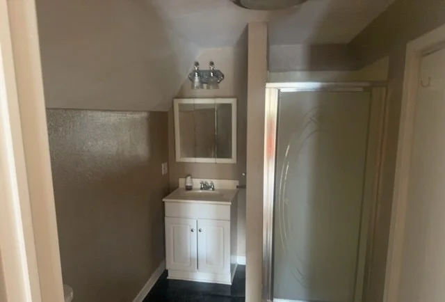 Photo of 107 N 3rd Street