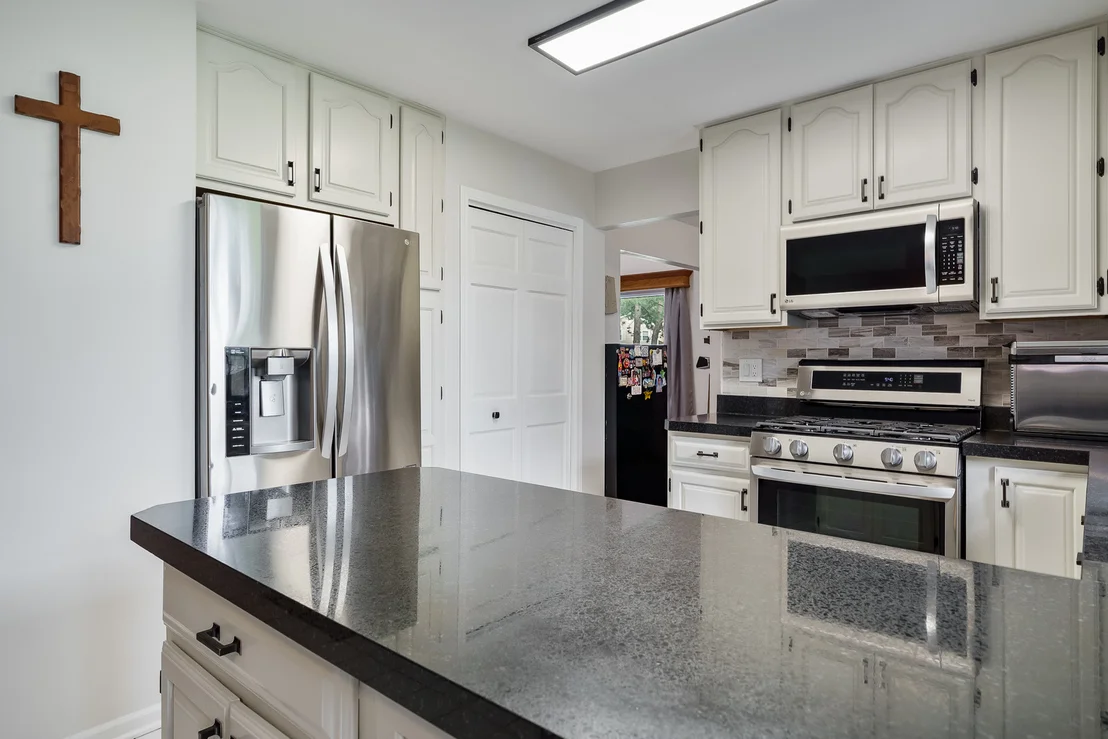 Photo of 881 Willowbrook Drive