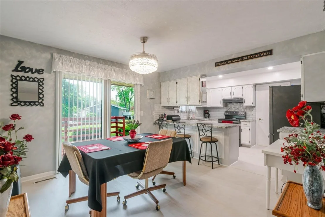 Photo of 122 Camelot Drive