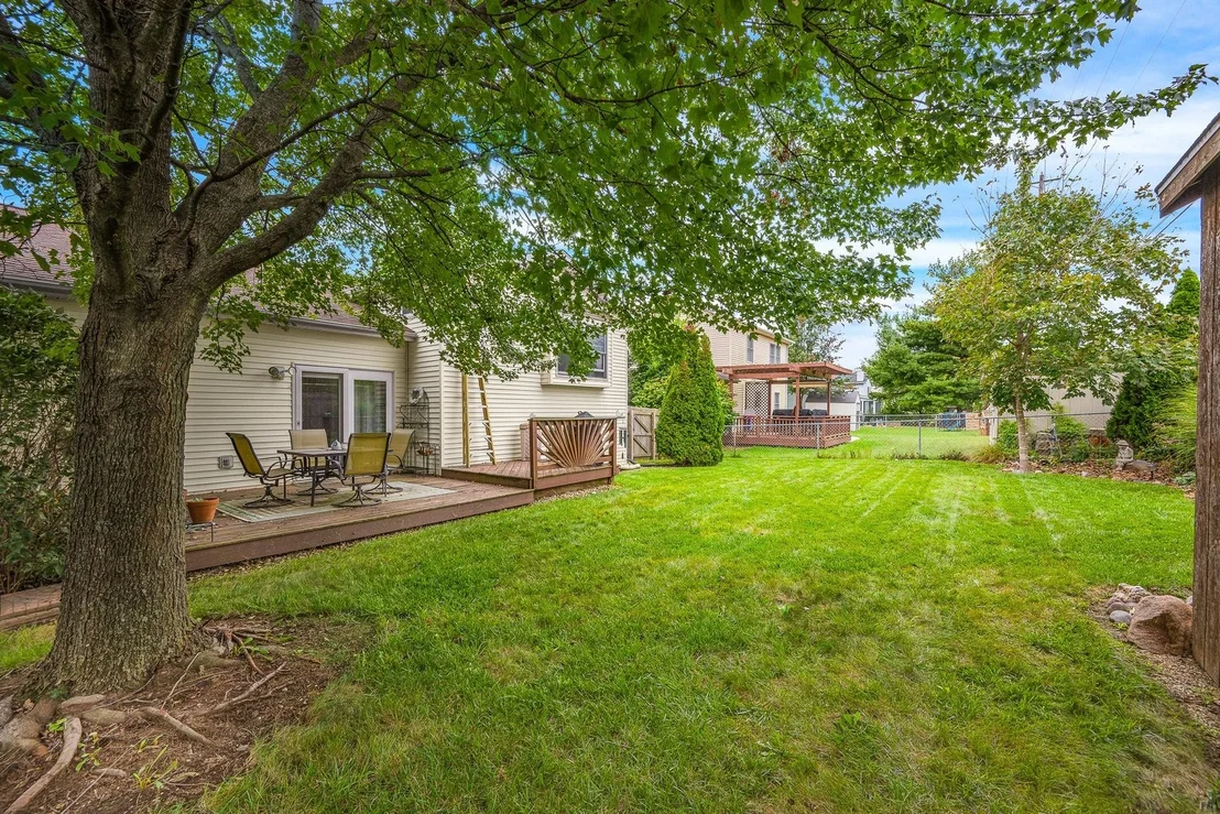 Photo of 302 Carriage Hills Road