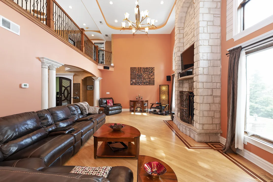 Photo of 2319 Douglas Avenue