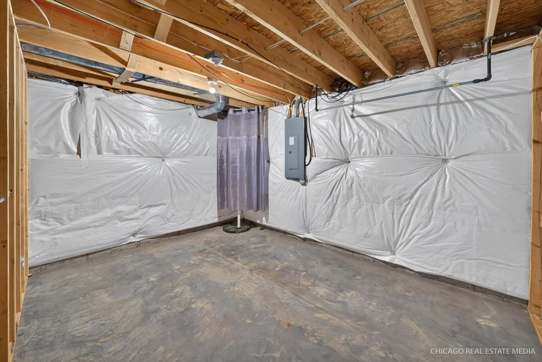 Photo of 1002 Chestnut Drive