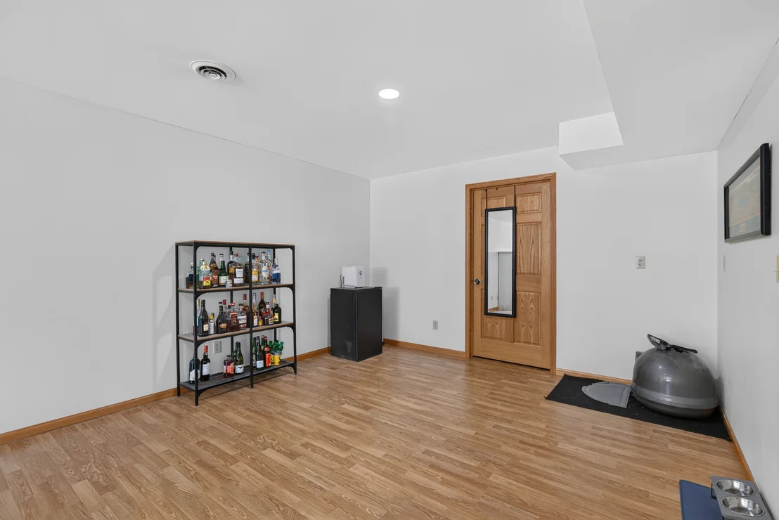 Photo of 303 Hillside Avenue