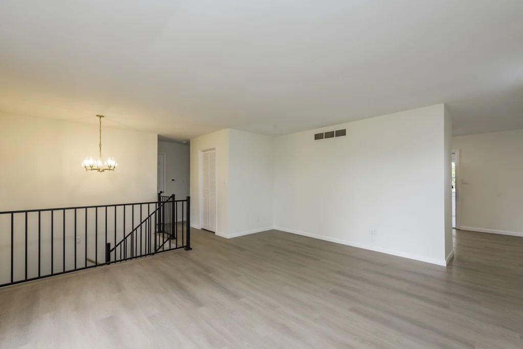Photo of 1826 Willow Road