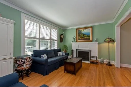 Photo of 2204 Forestview Road