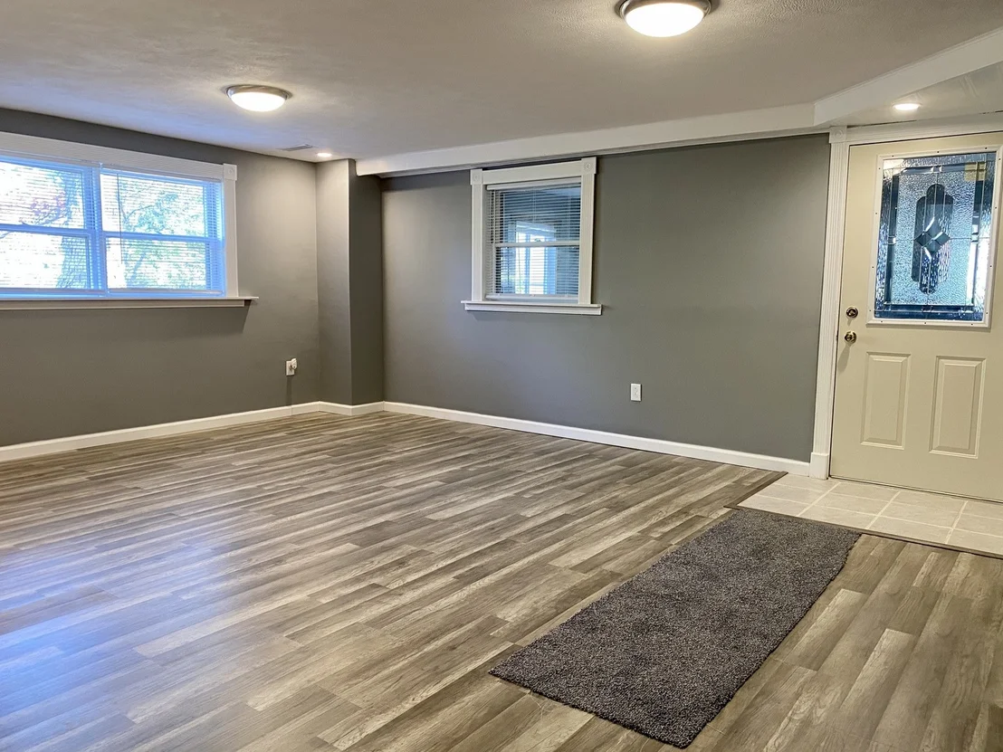 Photo of 301 W Main Street