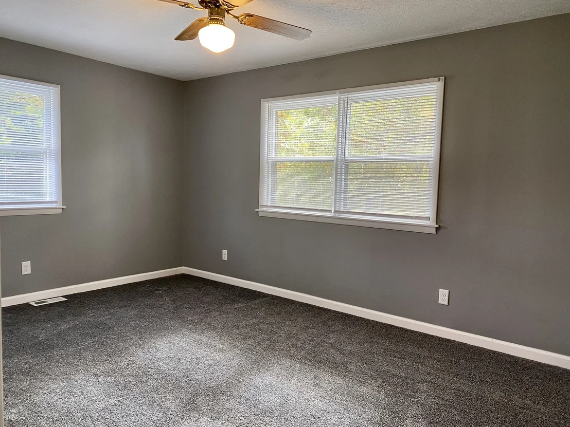 Photo of 301 W Main Street