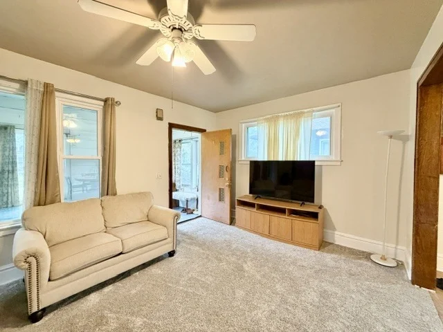 Photo of 319 Oak Street