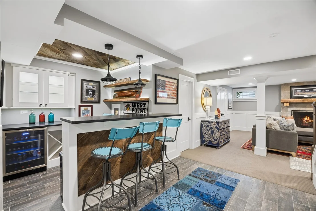 Photo of 6493 Apache Drive