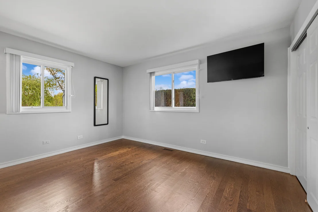 Photo of 385 Lafayette Lane