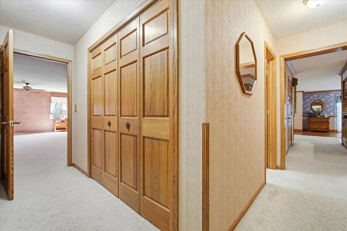 Photo of 2 Breckenridge Drive