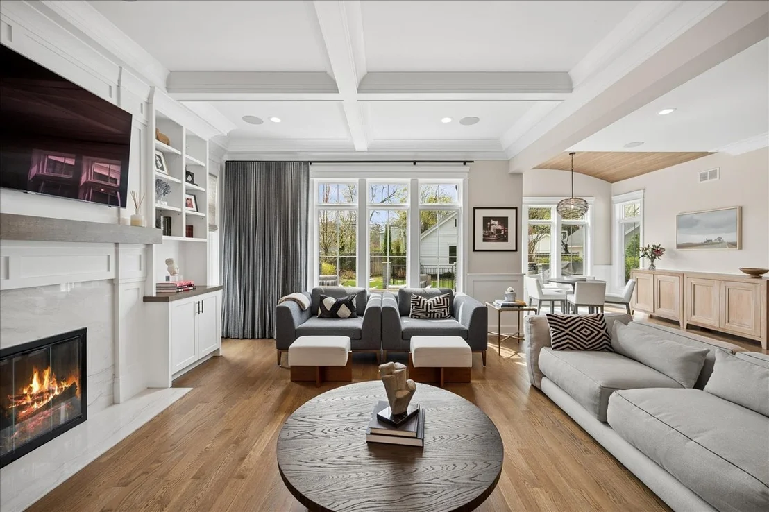 Photo of 1121 Forest Avenue