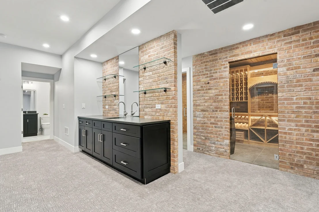 Photo of 810 Clover Court