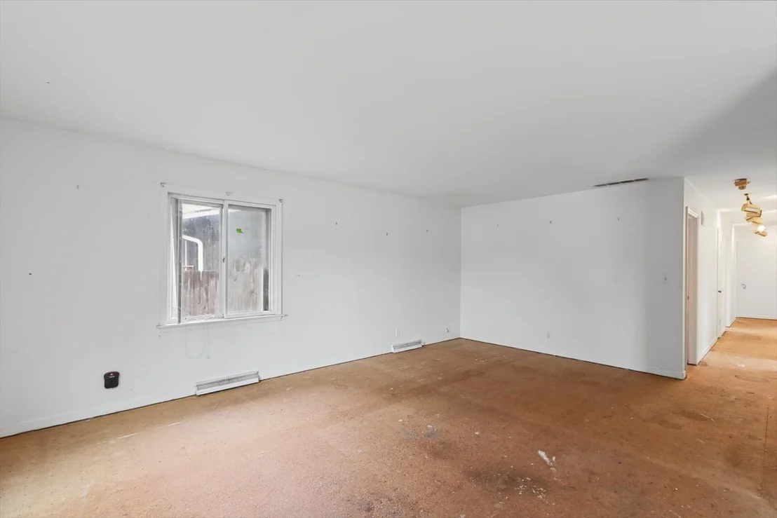 Photo of 1913 Moraine Drive