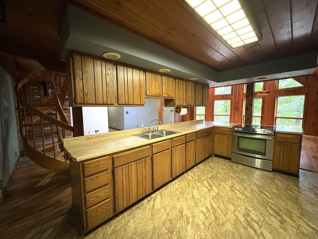 Photo of 779 N 2249th Road