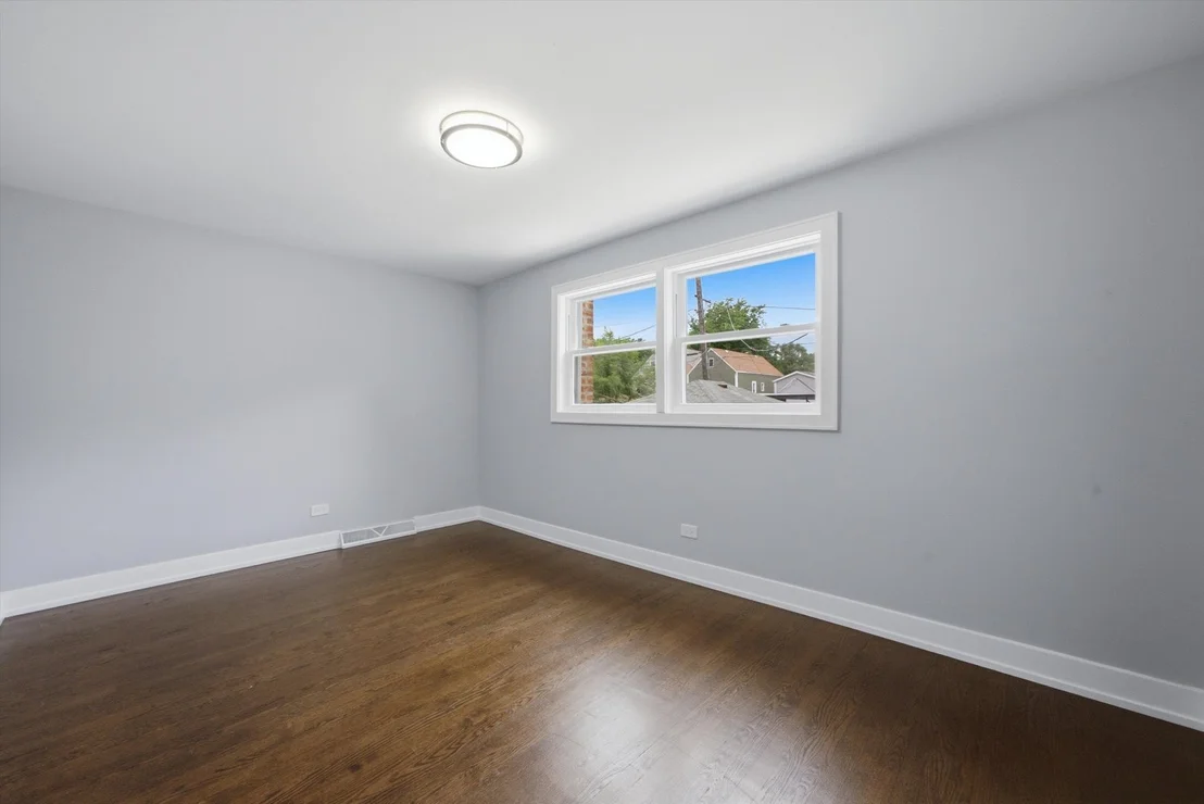 Photo of 2016 W 52nd Street