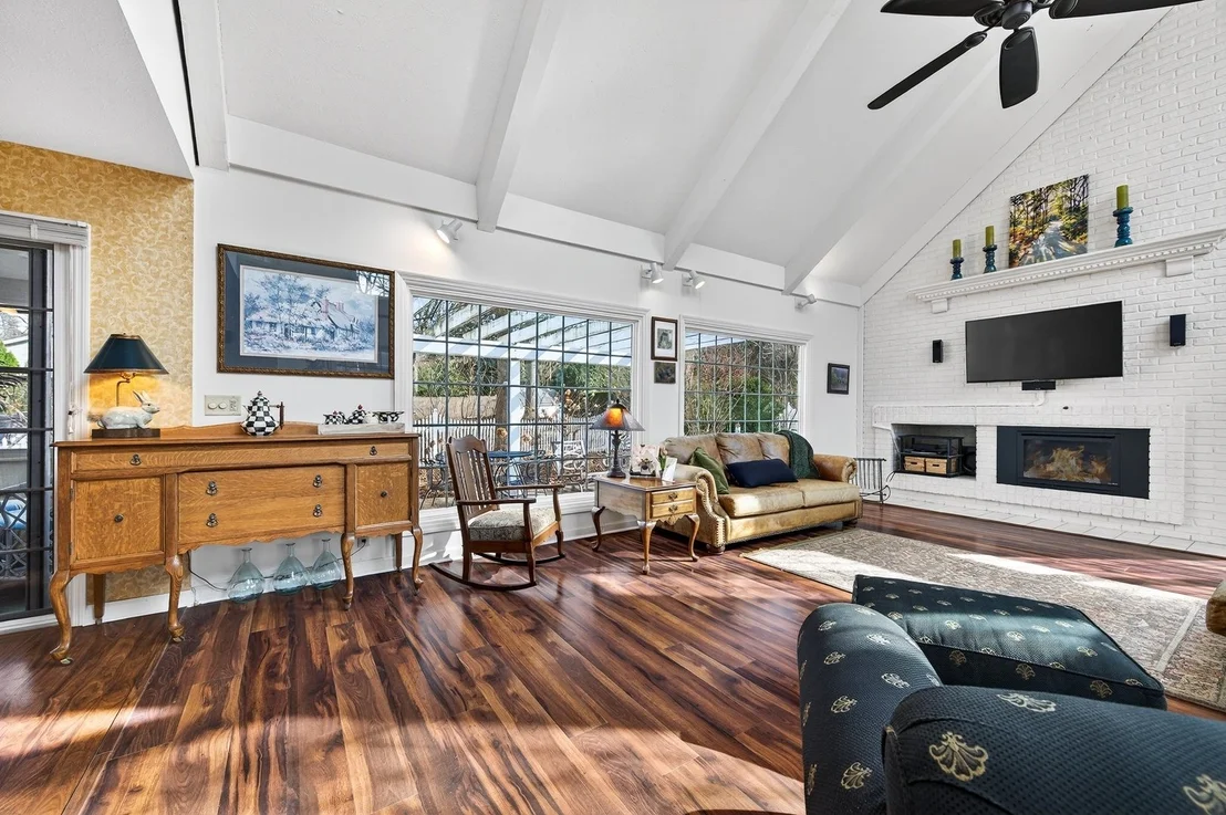 Photo of 17 Sunset Road