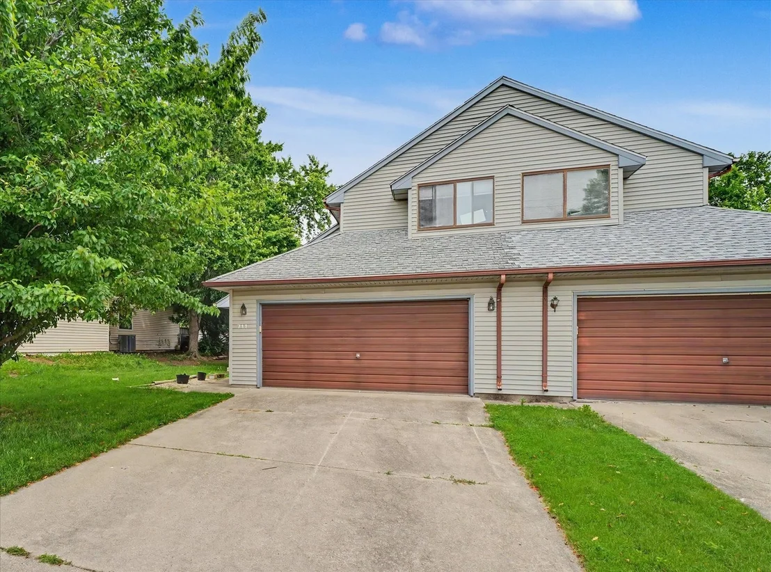 Photo of 711 Higgins Road