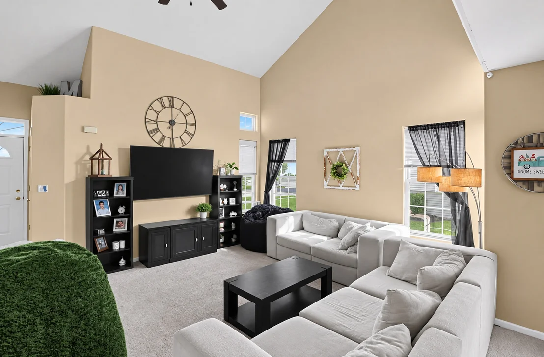 Photo of 315 Stearn Drive