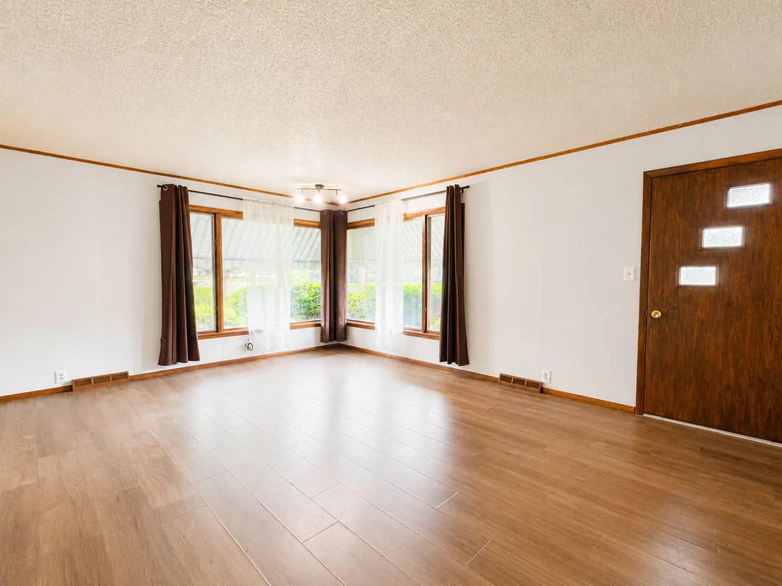 Photo of 1112 1st Avenue
