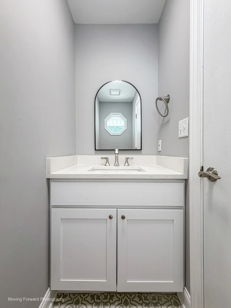 Photo of 1008 Geneva Drive