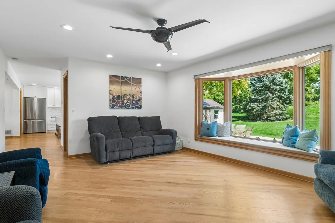 Photo of 824 Kent Circle