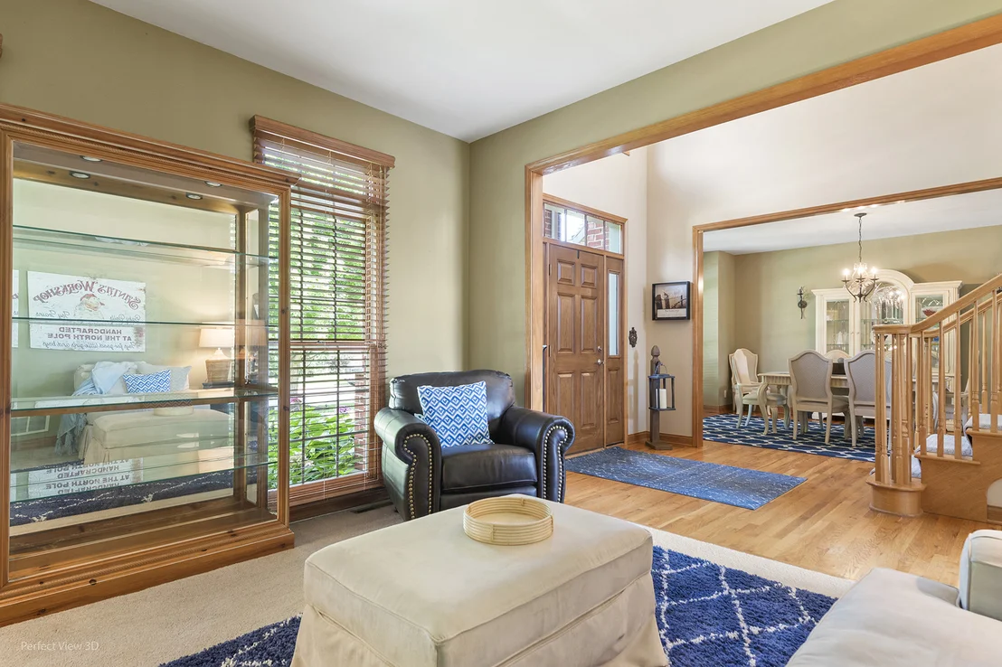 Photo of 413 Edgewater Drive
