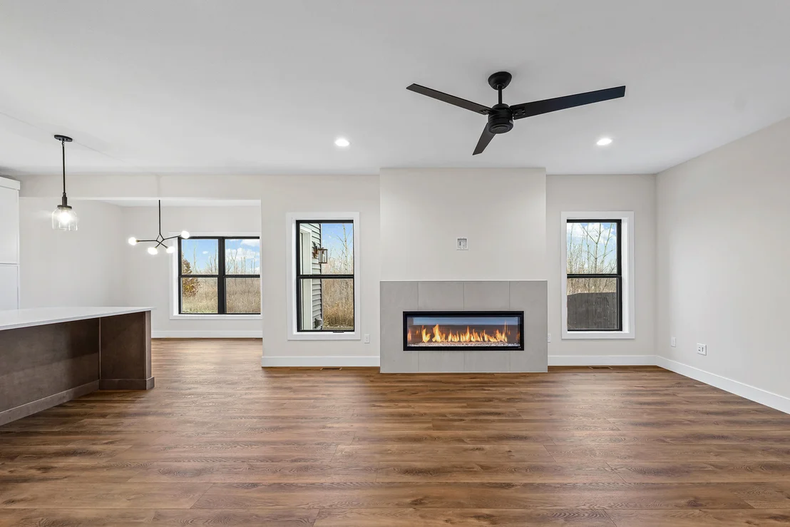 Photo of 407 Harpers Ferry