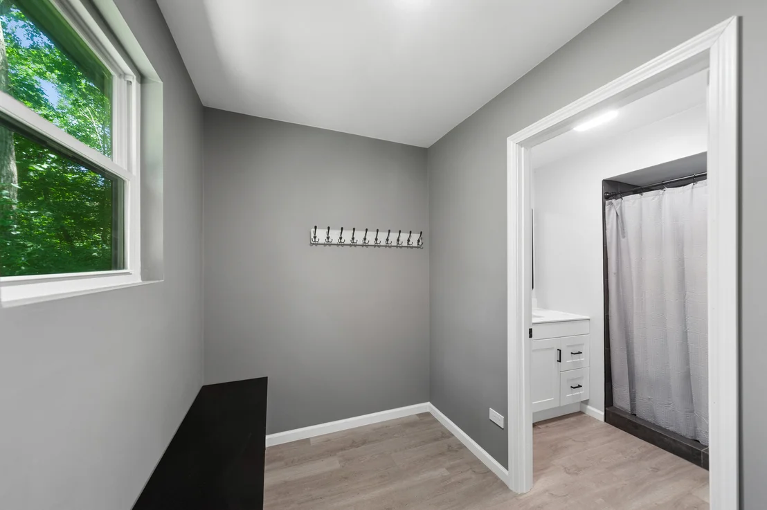 Photo of 3033 Blackthorn Road