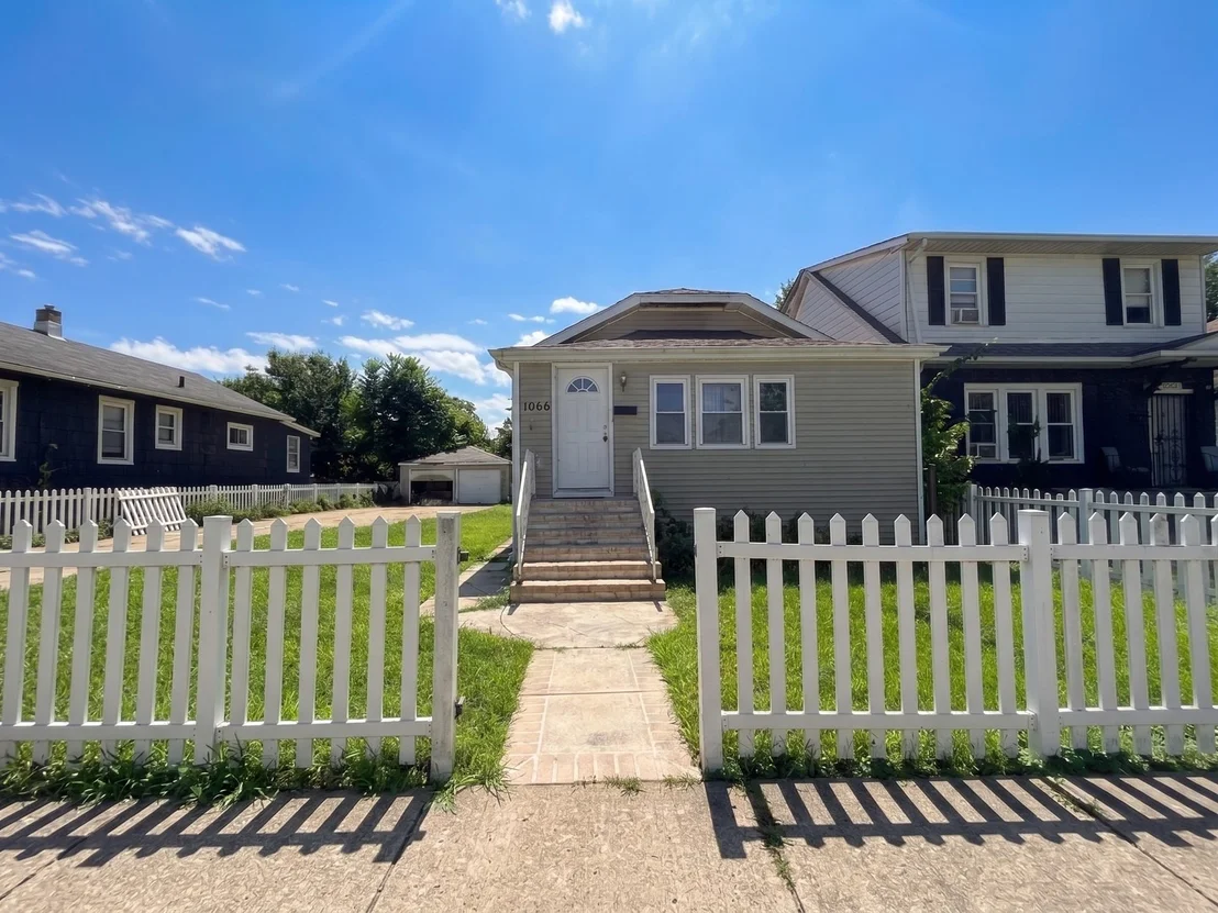 Photo of 1045 W 104th Place