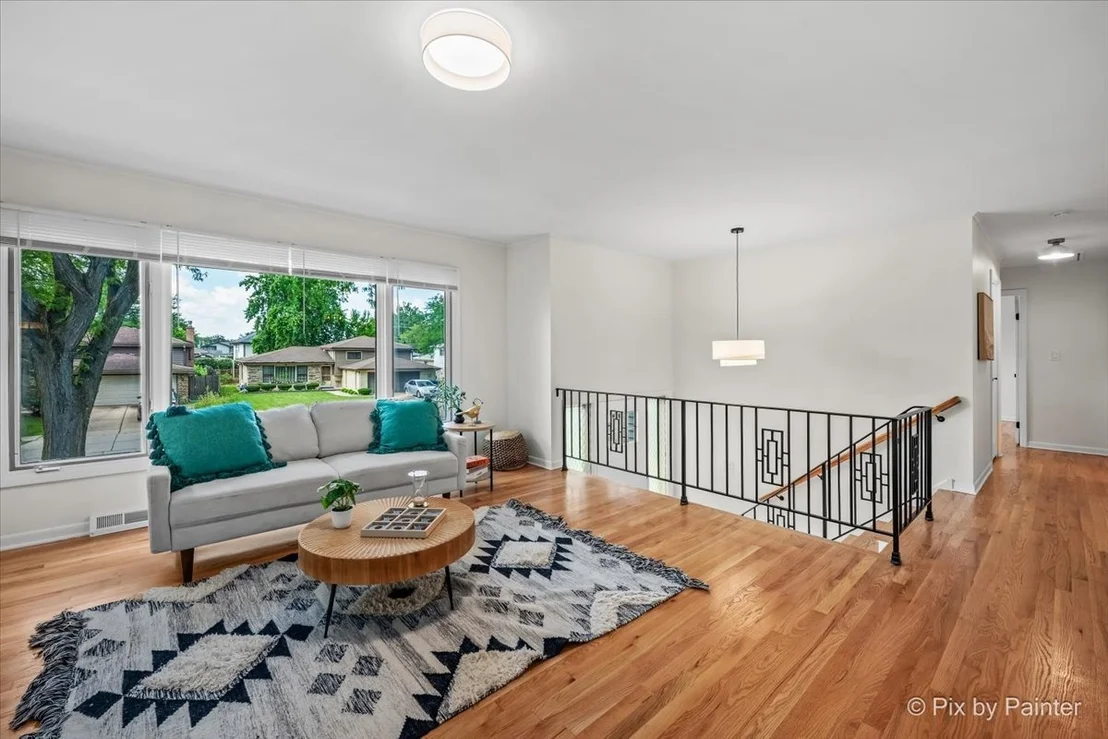 Photo of 555 Figard Lane