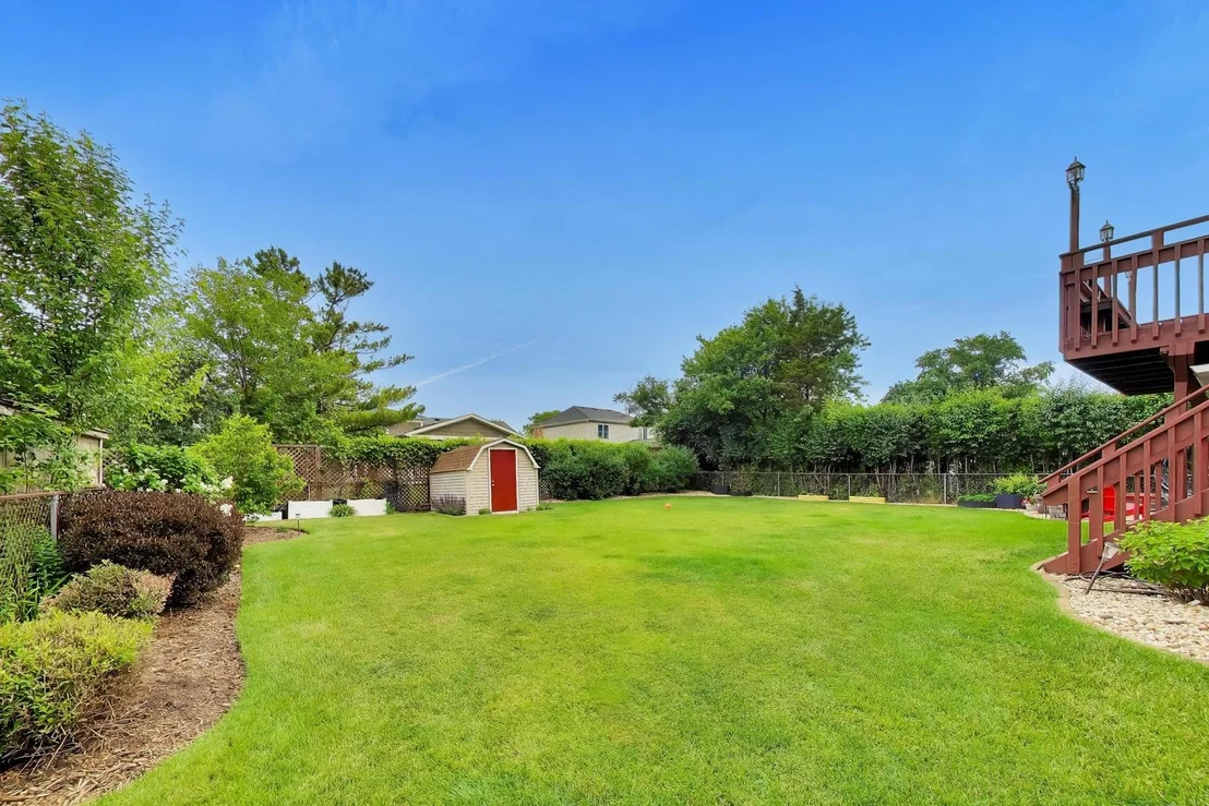Photo of 650 Nassau Drive